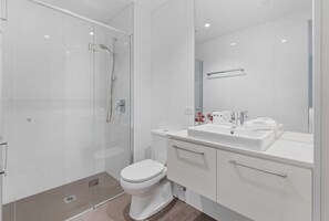 Apartment | Bathroom
