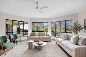 Apartment | Living room