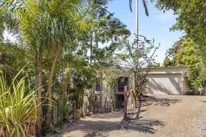 Apartment | Property grounds