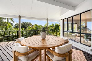 Apartment | Dining - Beachside 4-bed Retreat With Study Nook & Views (Sunshine Coast)