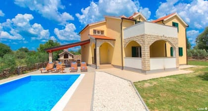 Villa Dalmacija
