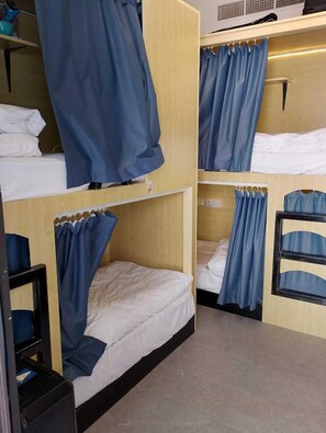 Iron/ironing board, free WiFi