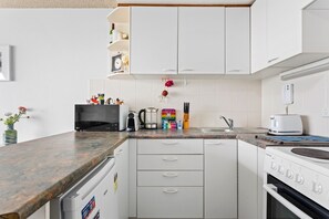 Apartment | Private kitchen