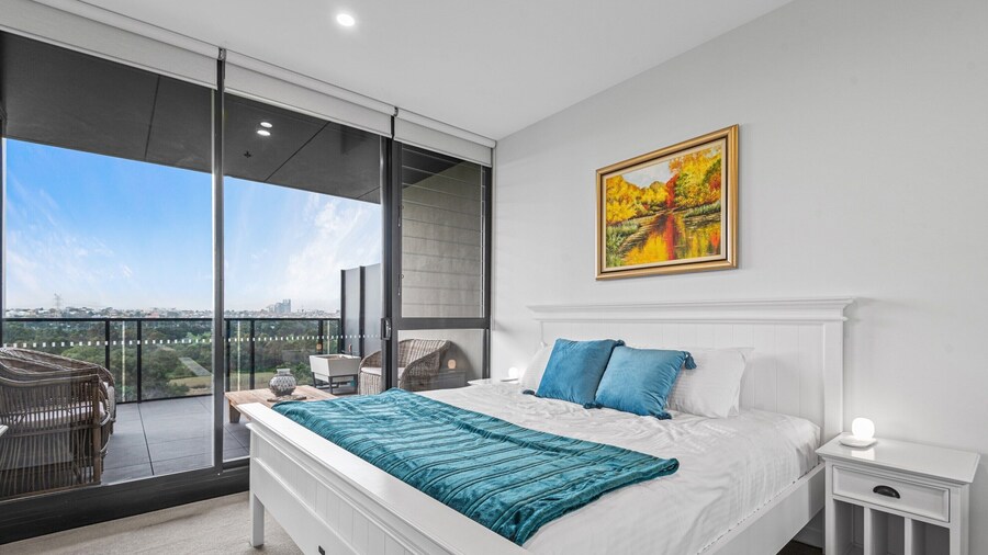 A Taste of Paradise in Inner City Suburbia