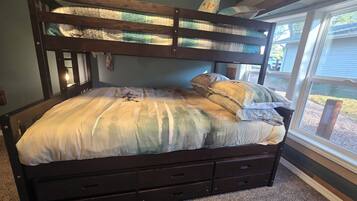 3 Schlafzimmer, kostenloses WLAN, Bettwäsche