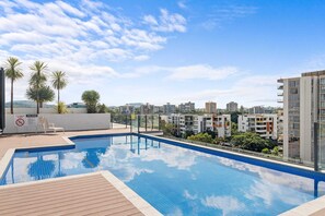 Apartment | Pool | Outdoor pool - Stylish West End Stay With Rooftop Pool & BBQ (Brisbane)