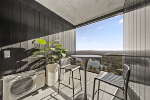 Apartment | Interior - Refined 2-bed With Luxurious Building Amenities (Canberra)