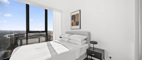 2 bedrooms, iron/ironing board, bed sheets