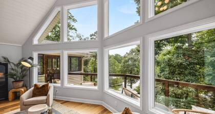 Gather Lakeside | Spacious Home for Family Feasts