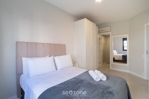 Apartamento básico | 2 quartos, Wi-Fi de cortesia