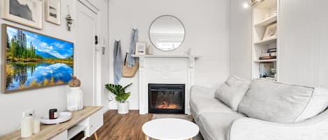 Apartment | Living room