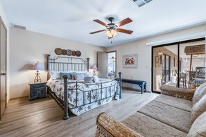 3 soverom, strykejern/-brett, wi-fi og sengetøy