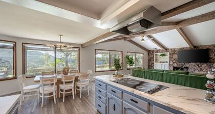 Main Ranch House - Great for Hosting!