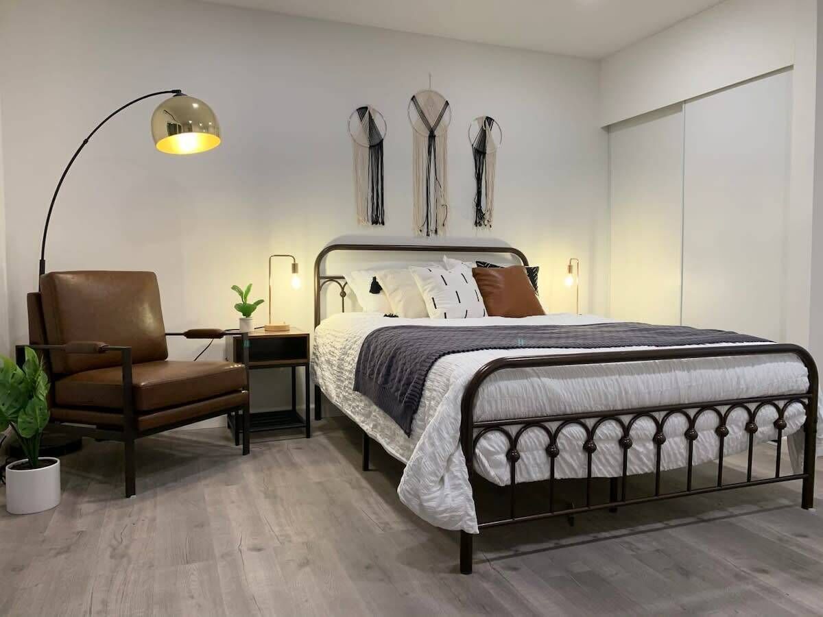 House (4 Bedrooms) | 4 bedrooms, iron/ironing board, bed sheets