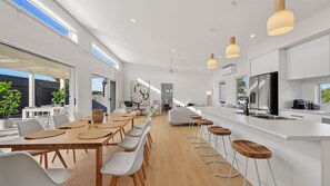 Dining - White Lotus -14 Haynes Rd, Middleton (Middleton)