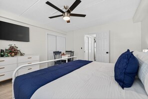 1 多间卧室、熨斗/熨衣板、WiFi、床单