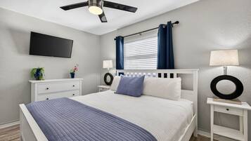 1 chambre, fer et planche Ă repasser, Wi-Fi, draps fournis