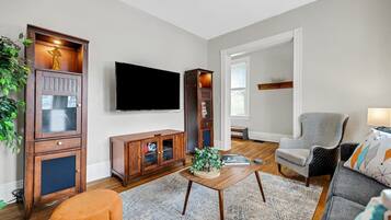 House, City View | Living area