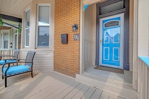 Front of property - Pittsburg Game Day Getaway (Pittsburgh)