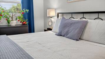 2 bedrooms, iron/ironing board, WiFi, bed sheets