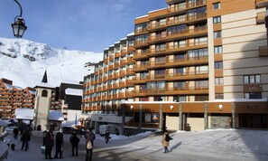Exterior - Holiday Home Near Peclet Ski Slopes (Les Belleville)