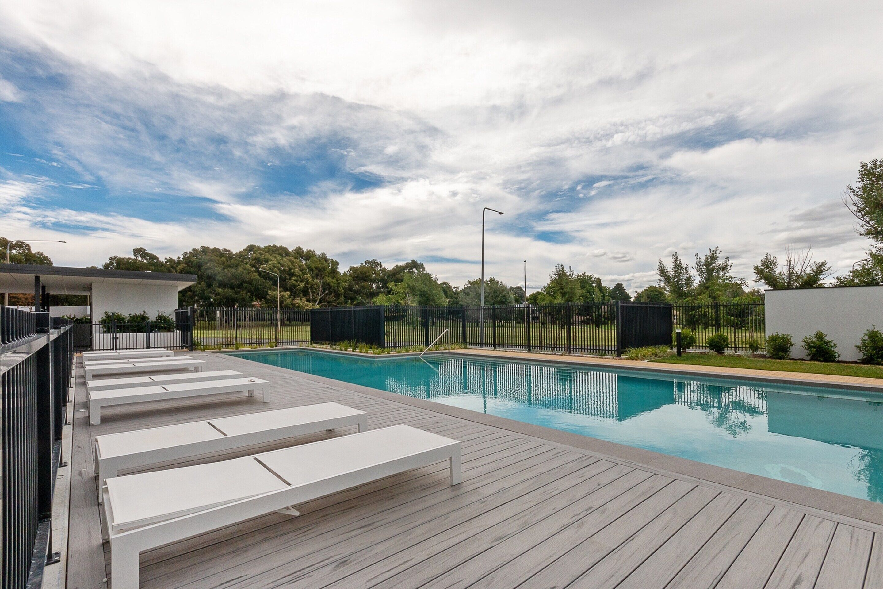 Apartment | Pool | Outdoor pool
