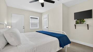 1 quarto, ferros/tábuas de passar roupa, Wi-Fi, roupa de cama