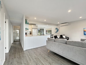 Apartment | Living room