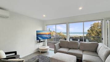 Apartment | Living room