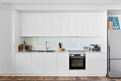 Ocean Views, Deck and Parking at Beach Apartment