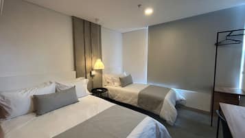 Comfort Triple Room, City View