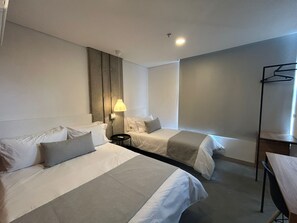 Comfort Triple Room, City View
