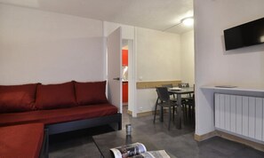 Apartment | Living area - Pleasant and Warm Apartment Heart of the Resort Valley View Balcony (La Plagne-Tarentaise)