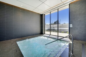 Apartment | Interior - Modern 1-bed Apartment With Parking (Canberra)