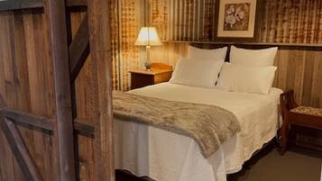 Apartment | 1 bedroom, bed sheets