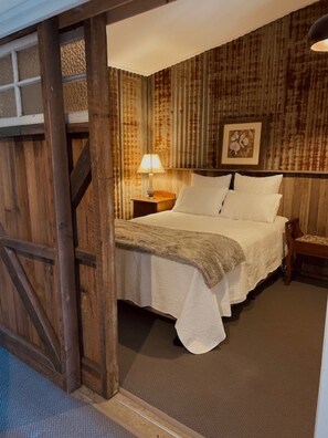 Apartment | 1 bedroom, bed sheets