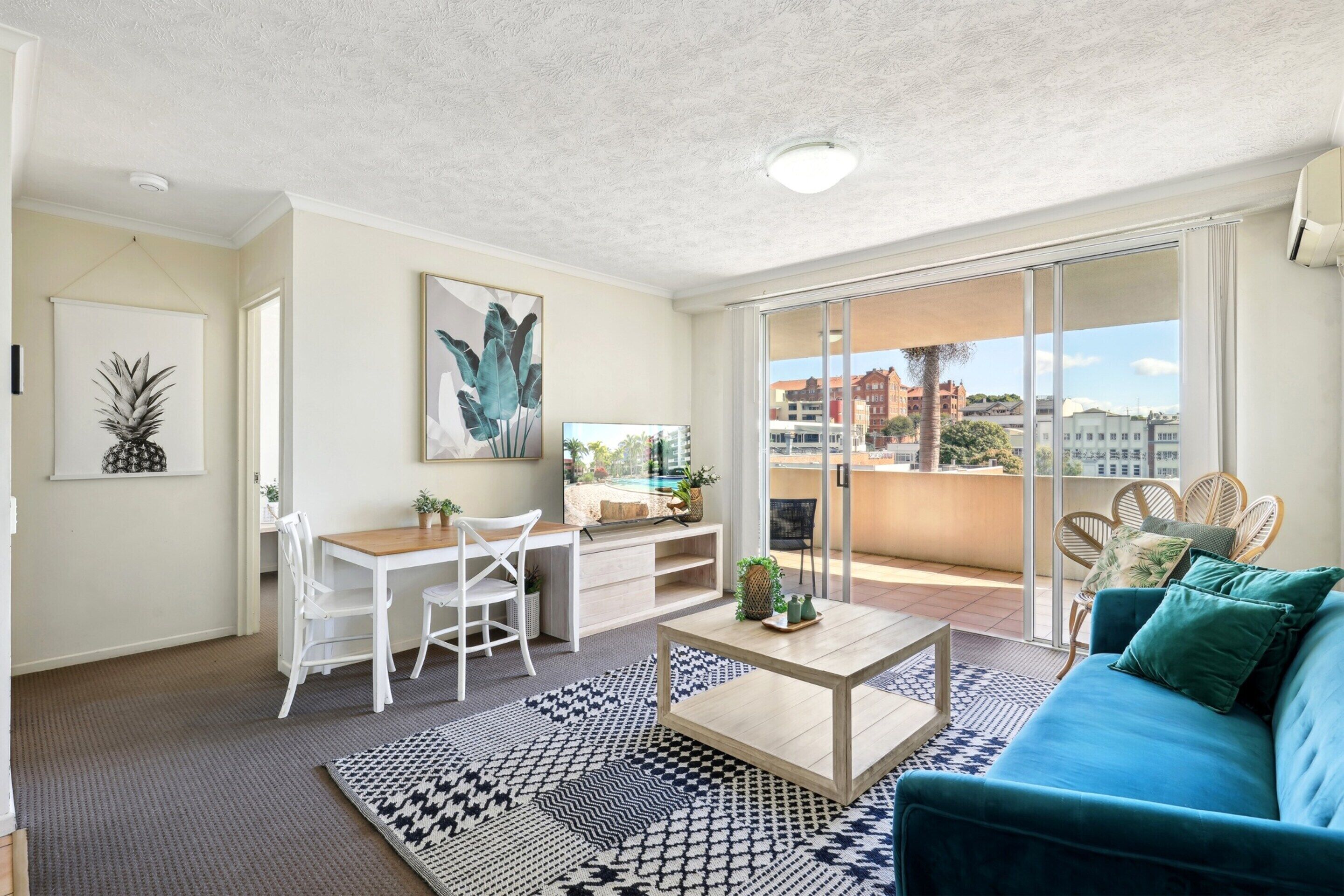 Apartment | Living room