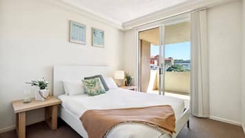 Apartment | 1 bedroom, iron/ironing board, bed sheets