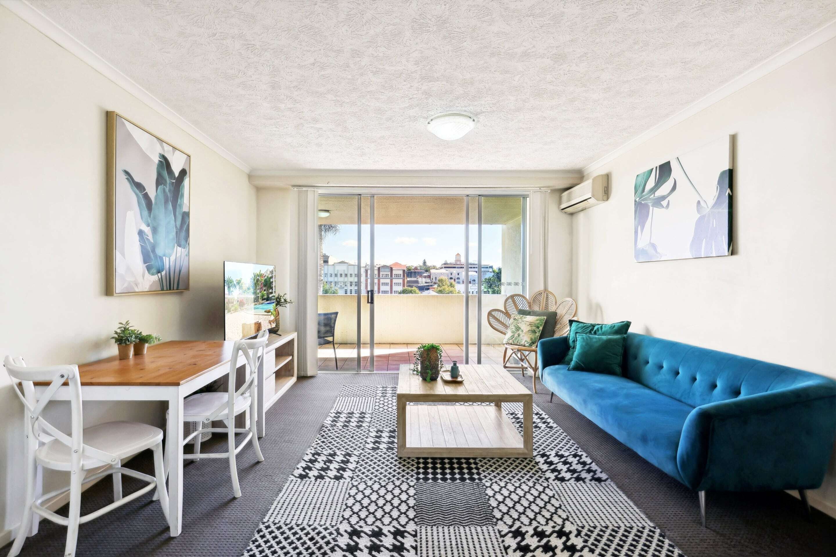 Apartment | Living room