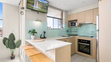 Apartment | Private kitchen | Cookware/dishes/utensils