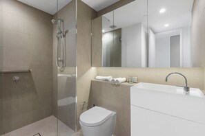 Apartment | Bathroom