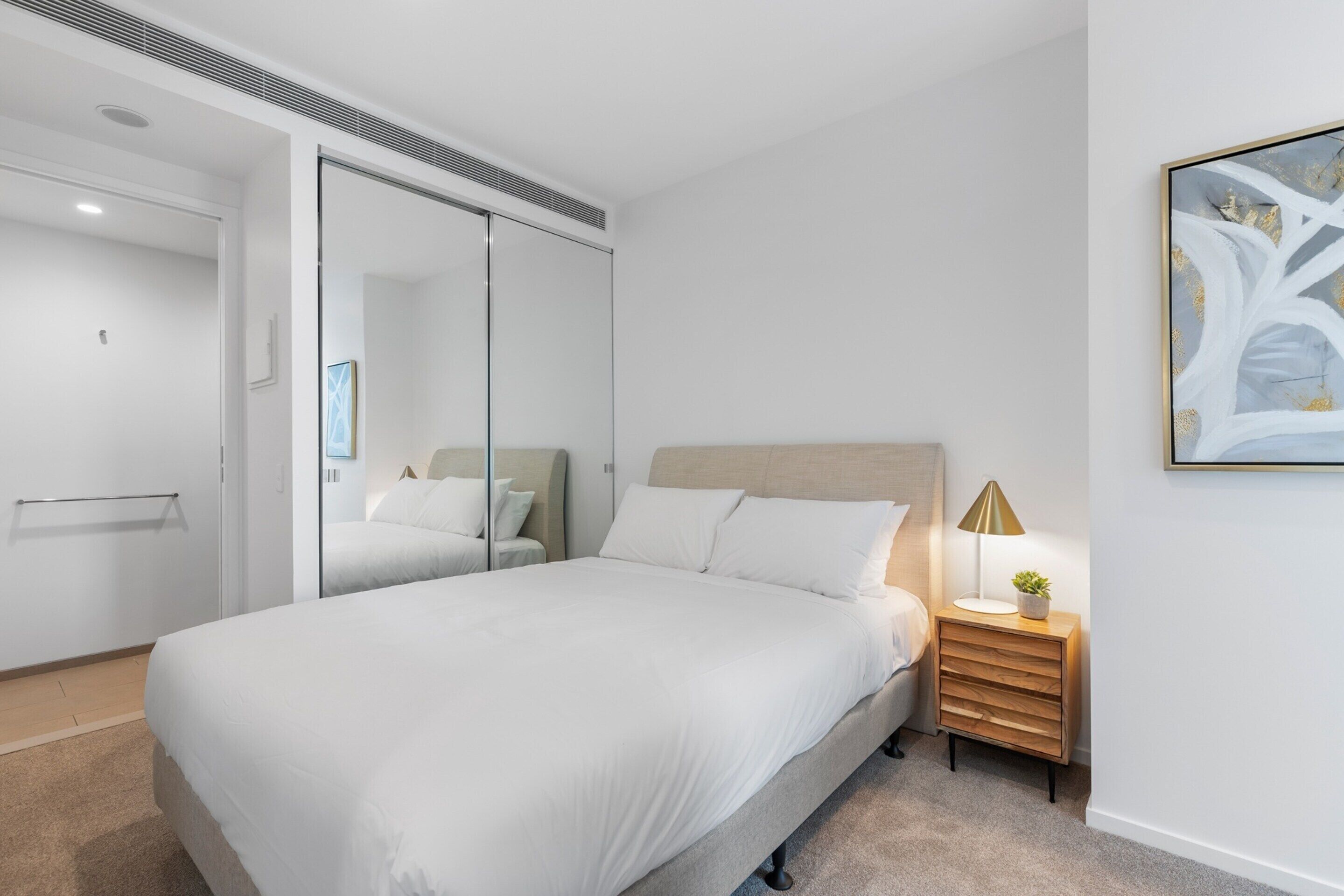Apartment | 1 bedroom, laptop workspace, iron/ironing board, bed sheets