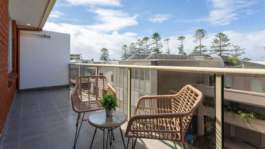 Madecomfy Trendy Apartment on Dee Why Beach