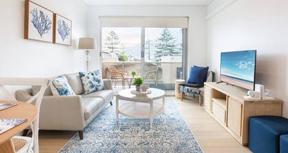 Madecomfy Trendy Apartment on Dee Why Beach