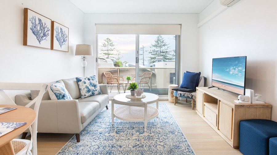 Madecomfy Trendy Apartment on Dee Why Beach