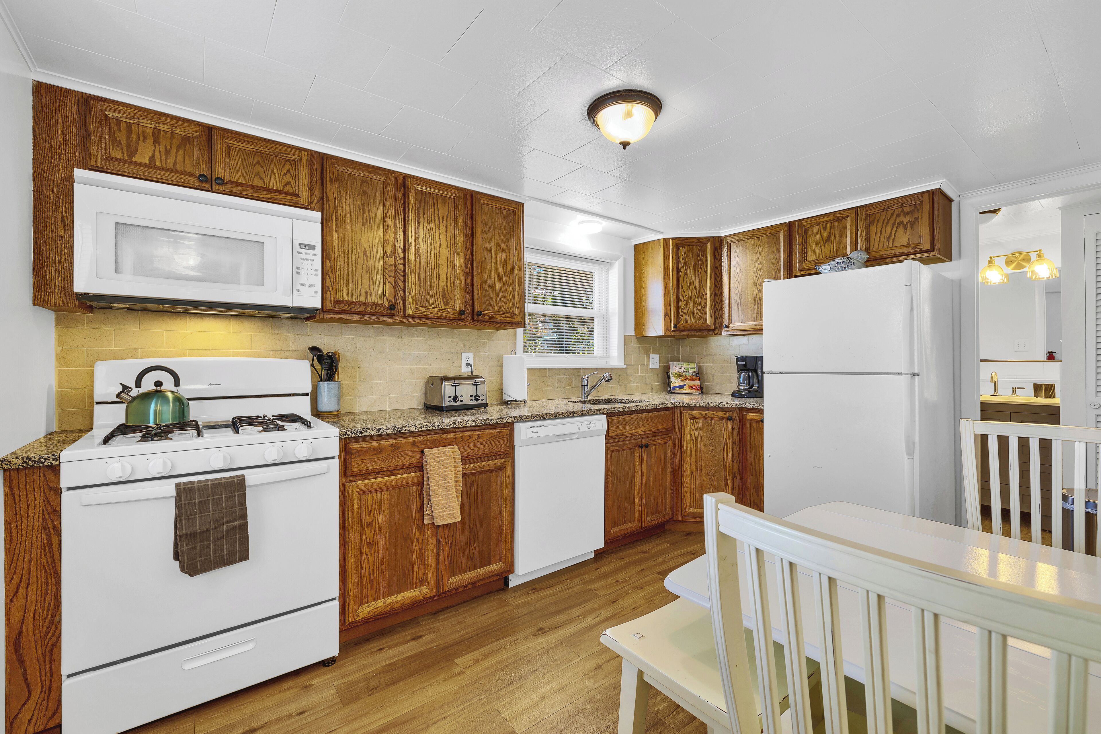 Microwave, oven, stovetop, dishwasher