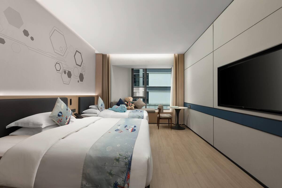 Family Room, Multiple Beds, Non Smoking