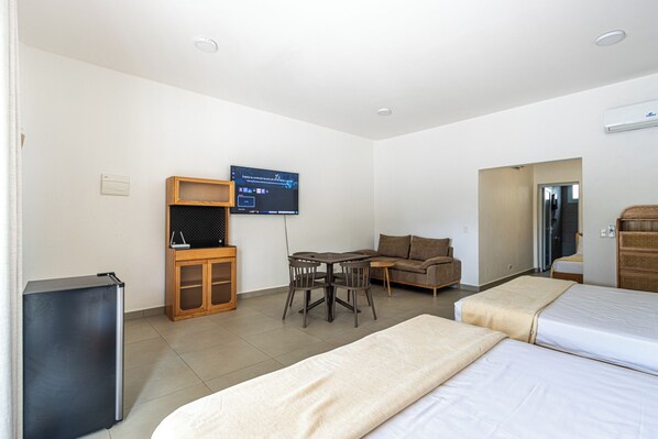 House, 1 Bedroom, Accessible, Smoking | 2 bedrooms