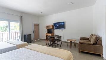 House, 1 Bedroom, Accessible, Smoking | Living room