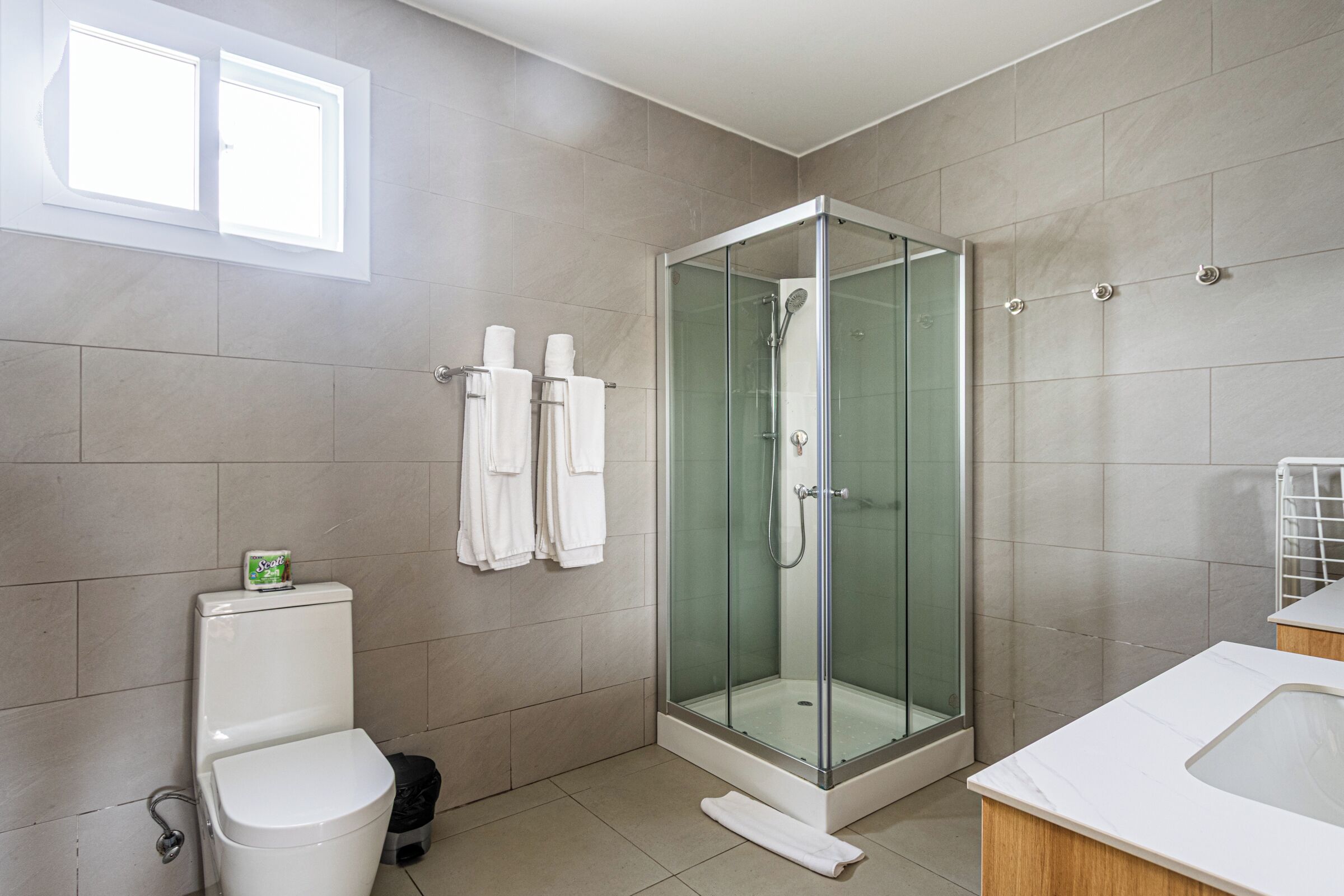 House, 1 Bedroom, Accessible, Smoking | Bathroom